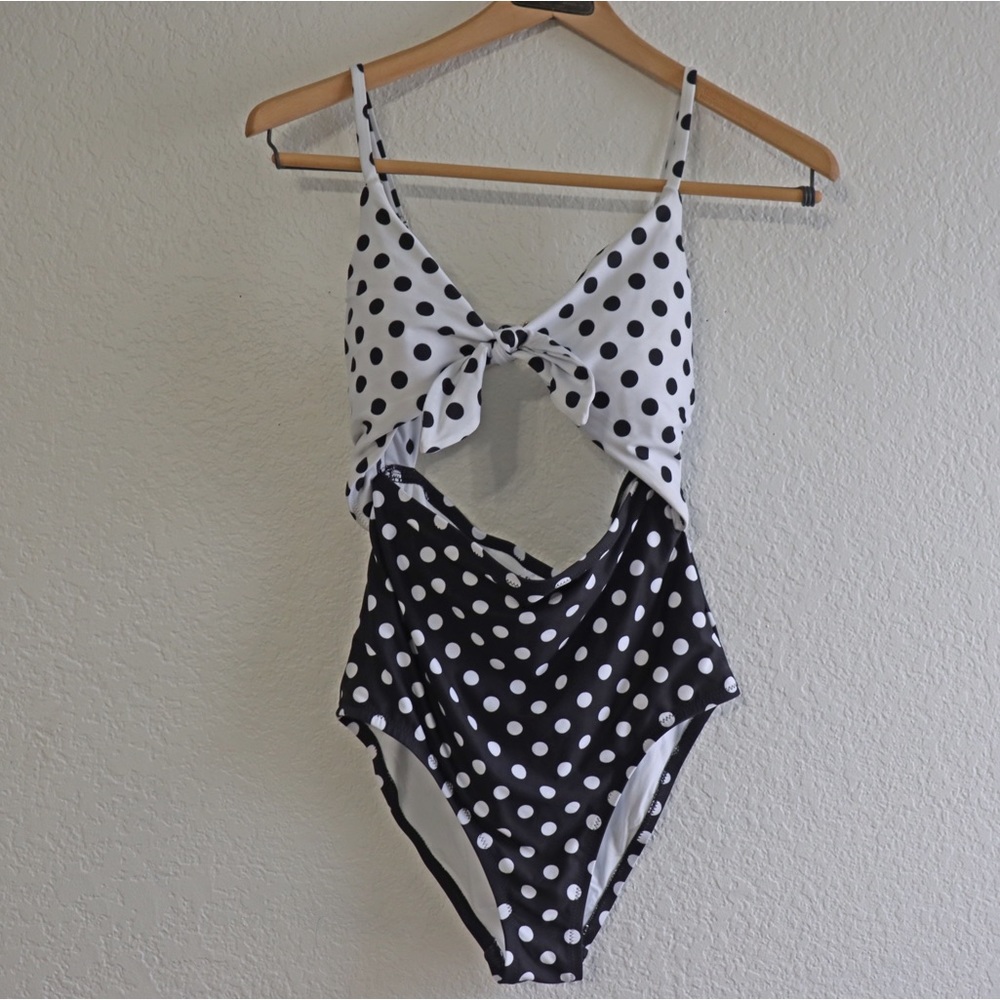 Modcloth The Sienna Black and White Polka Dot One Piece Swimsuit Size Small - Picture 2 of 5